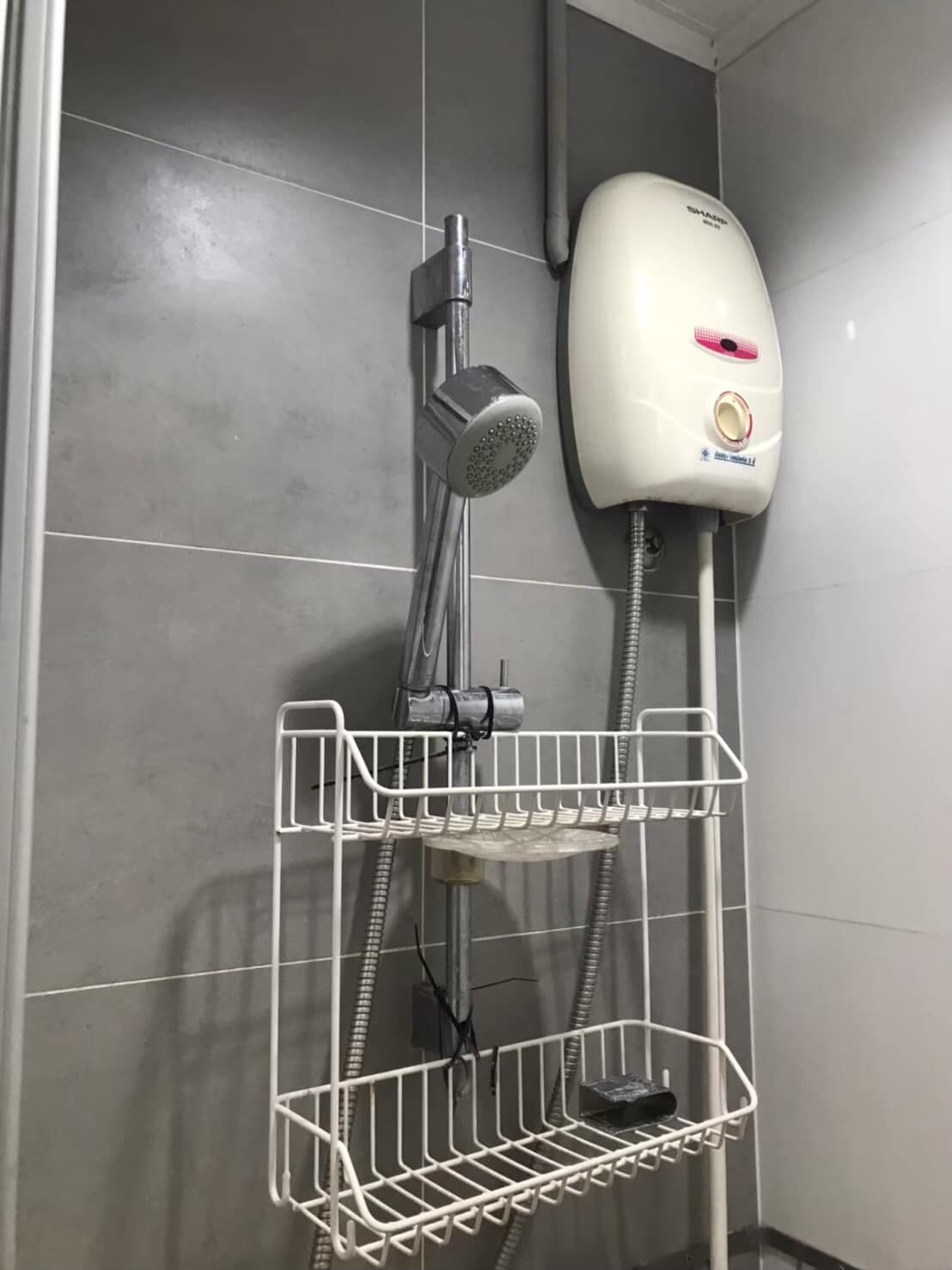 ปล่อยเช่าคอนโด ลุมพินี เพลส พระราม 4 - กล้วยน้ำไท (Lumpini Place Rama 4 - Kluaynamthai) - 1ห้องนอน 1ห้องน้ำ 1ห้องนั่งเล่น - ใกล้ BTS เอกมัย - ขนาดห้อง 30 ตรม. ชั้น 15