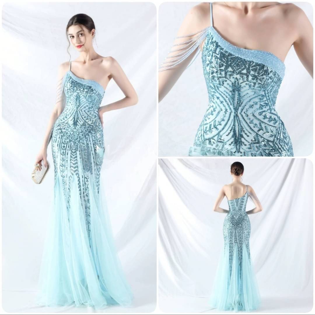 kudapy ชุดเดรสราตรียาวไหล่เดี่ยว สีเขียวมิ้นท์ ปักกริสเตอร์ ผ้ายืดมากค่ะ ยืดตามตัว