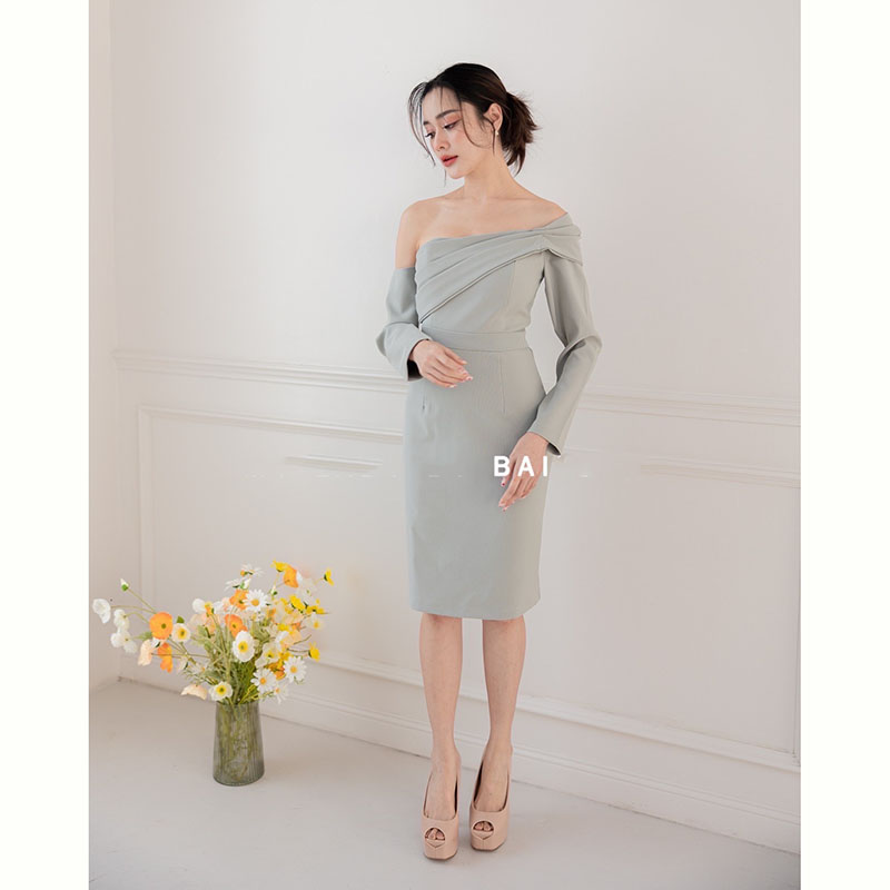 kudapy เดรสสั้นสีเทาอมเขียว , ฟ้าเข้ม , ชมพู ปาดไหล่ ดีเทลแต่งแขนยาว ให้ลุคไฮโซสุดด ขอบอกว่าสวยทุกสี ใส่แล้วขับผิวเว่อ