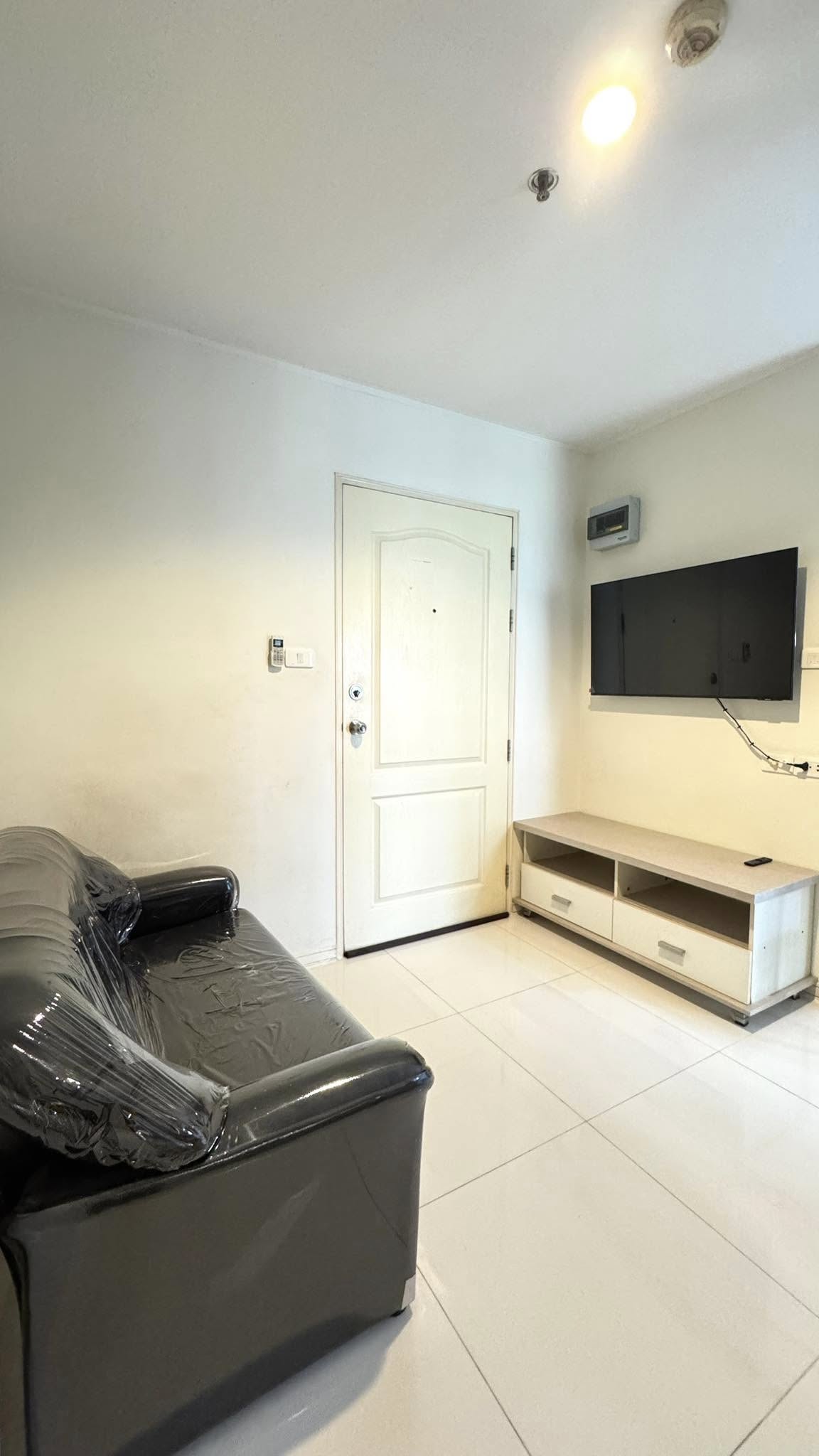 ให้เช่าห้องแบบ 1ห้องนอน 1ห้องน้ำ โซนพื้นที่ MRT คู้บอน รามอินทรา กม.9 คอนโด Lumpini Condo Town Ramintra-Navamin (ลุมพินี คอนโดทาวน์ รามอินทรา-นวมินทร์) ขนาดห้อง 25 ตรม. ชั้น 3 ตึก A