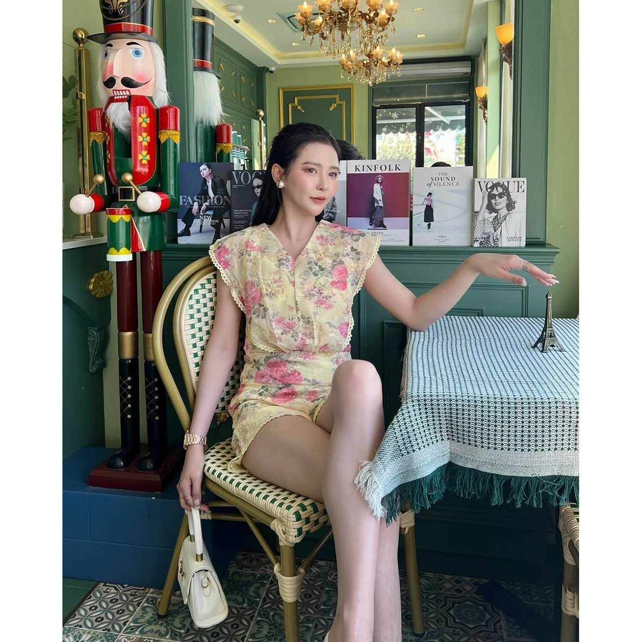 kudapy set เสื้อ+กางเกง งานปัก แต่งฉลุ ผ้าดีมาก ใส่สบาย เรียบหรูไฮโซ ใส่เที่ยว ใส่ชิว