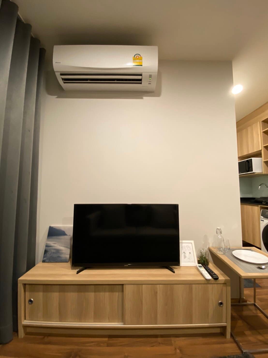 ปล่อยเช่าคอนโด Noble Revolve Ratchada 2 (โนเบิล รีวอลฟ์ รัชดา 2) - Studio 1ห้องน้ำ - ใกล้ MRT ศูนย์วัฒนธรรม