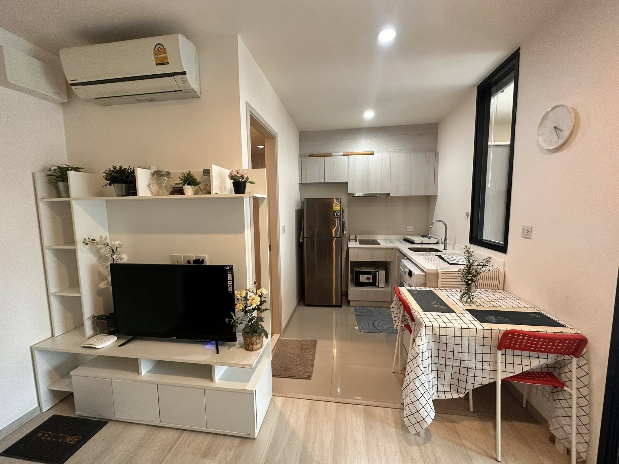 ให้เช่าคอนโด Life Asoke (ไลฟ์ อโศก) โซน รถไฟฟ้า MRT เพชรบุรี / มศว 1ห้องนอน / 1ห้องน้ำ ขนาดห้อง 35 ตรม. ชั้น 12 ตึก N