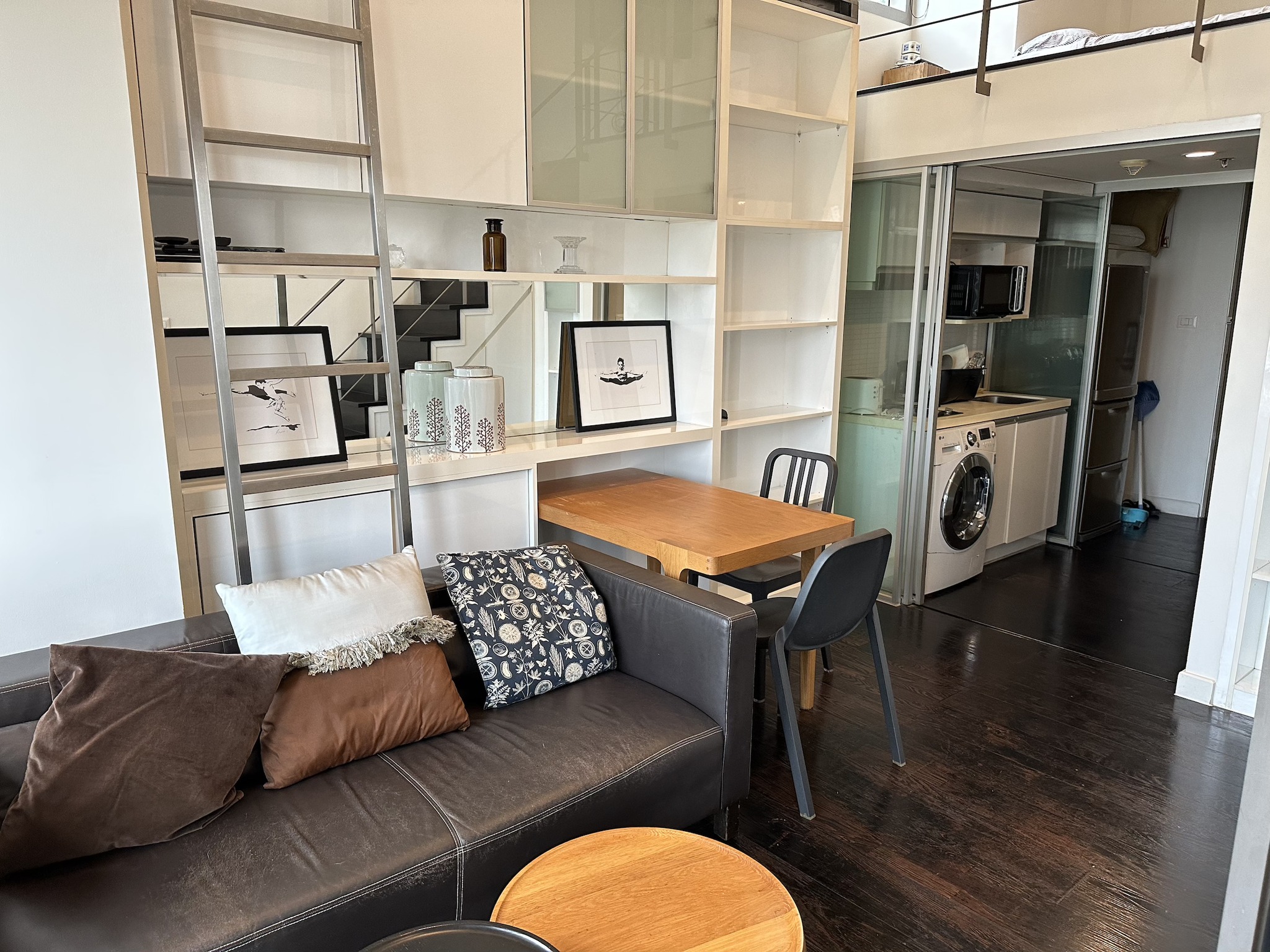 ให้เช่าเลี้ยงสัตว์ได้คอนโด IDEO Morph 38 (ไอดีโอ มอร์ฟ 38) High Rise โซนพื้นที่ BTS ทองหล่อ ห้องแบบ 1ห้องนอน 1ห้องน้ำ ขนาดห้อง 40 ตรม. ชั้น 8