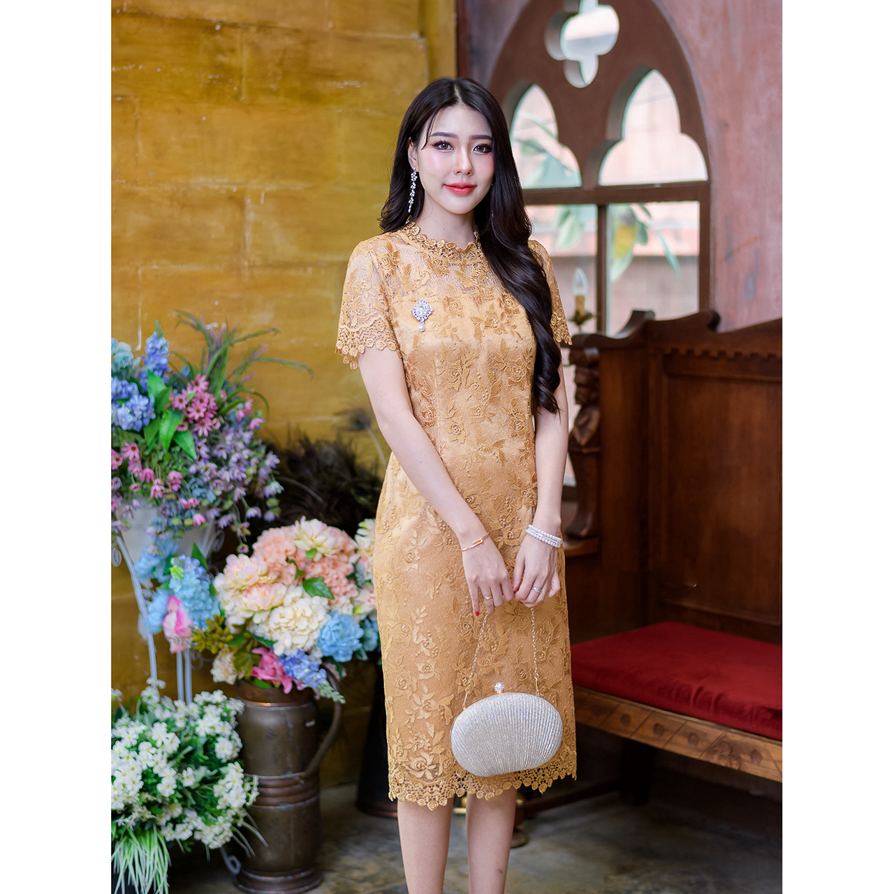 kudapy เดรสสั้นสีเหลืองทอง/สีชมพูกะปิ ทรงแขนสั้นผ้าลูกไม้เงาผ้าสวยพรีเมี่ยม งานลายเชิงผ้าช่วงแขนและชายกระโปรงสวยมาก