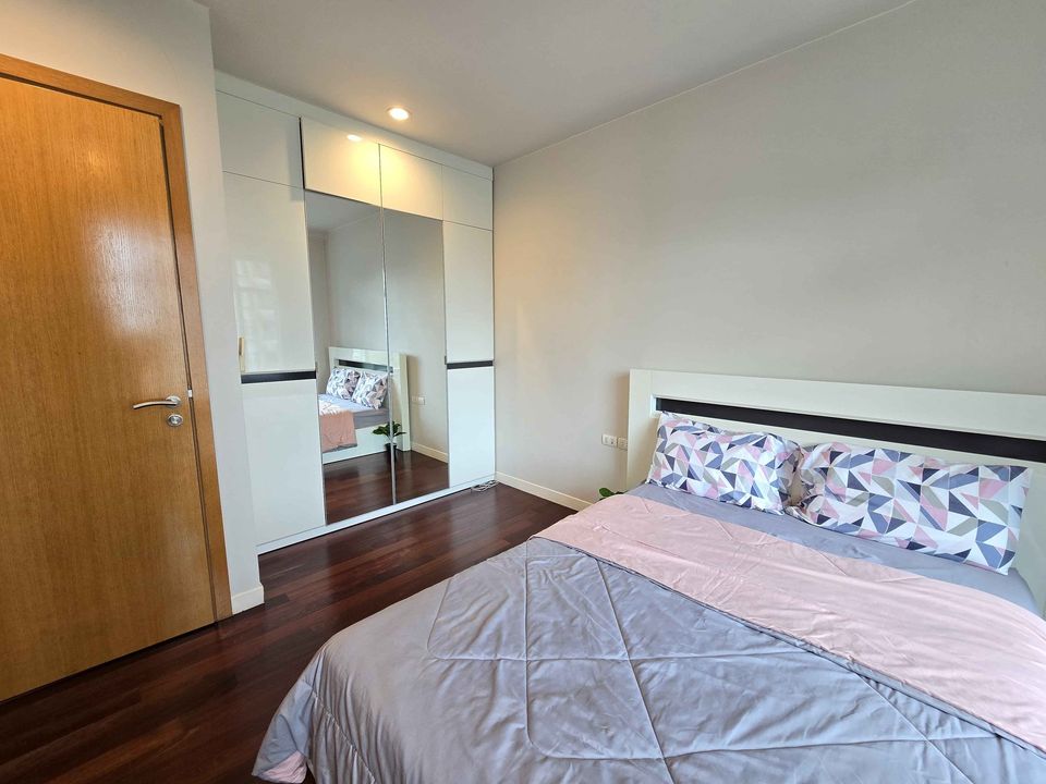 ปล่อยเช่าคอนโด Circle Condominium (เซอร์เคิล คอนโดมิเนียม) - 2ห้องนอน 2ห้องน้ำ 1ห้องนั่งเล่น - ใกล้ MRT เพชรบุรี ARL มักกะสัน - ขนาดห้อง 75 ตรม. ชั้น 12 ตึก 2