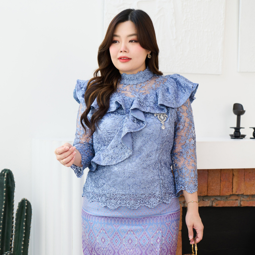 kudapy ชุดเซ็ทออกงานสีม่วง +ผ้าถุงทอลายแพรวากาฬสินธุ์ คอจีน แขนยาว แต่งระบายไหล่