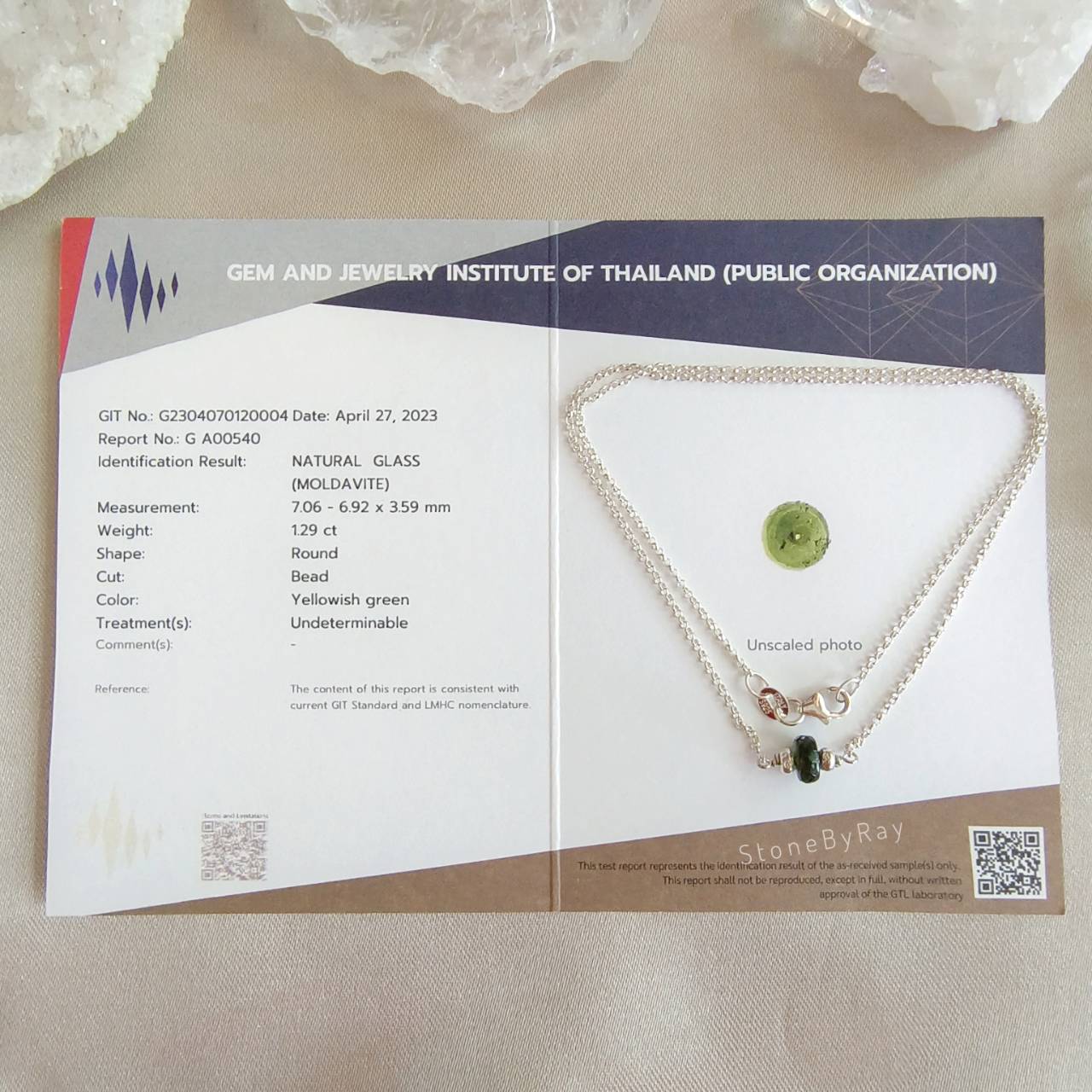 สร้อยคอเงินจี้สะเก็ดดาวโมดาไวต์ Moldavite