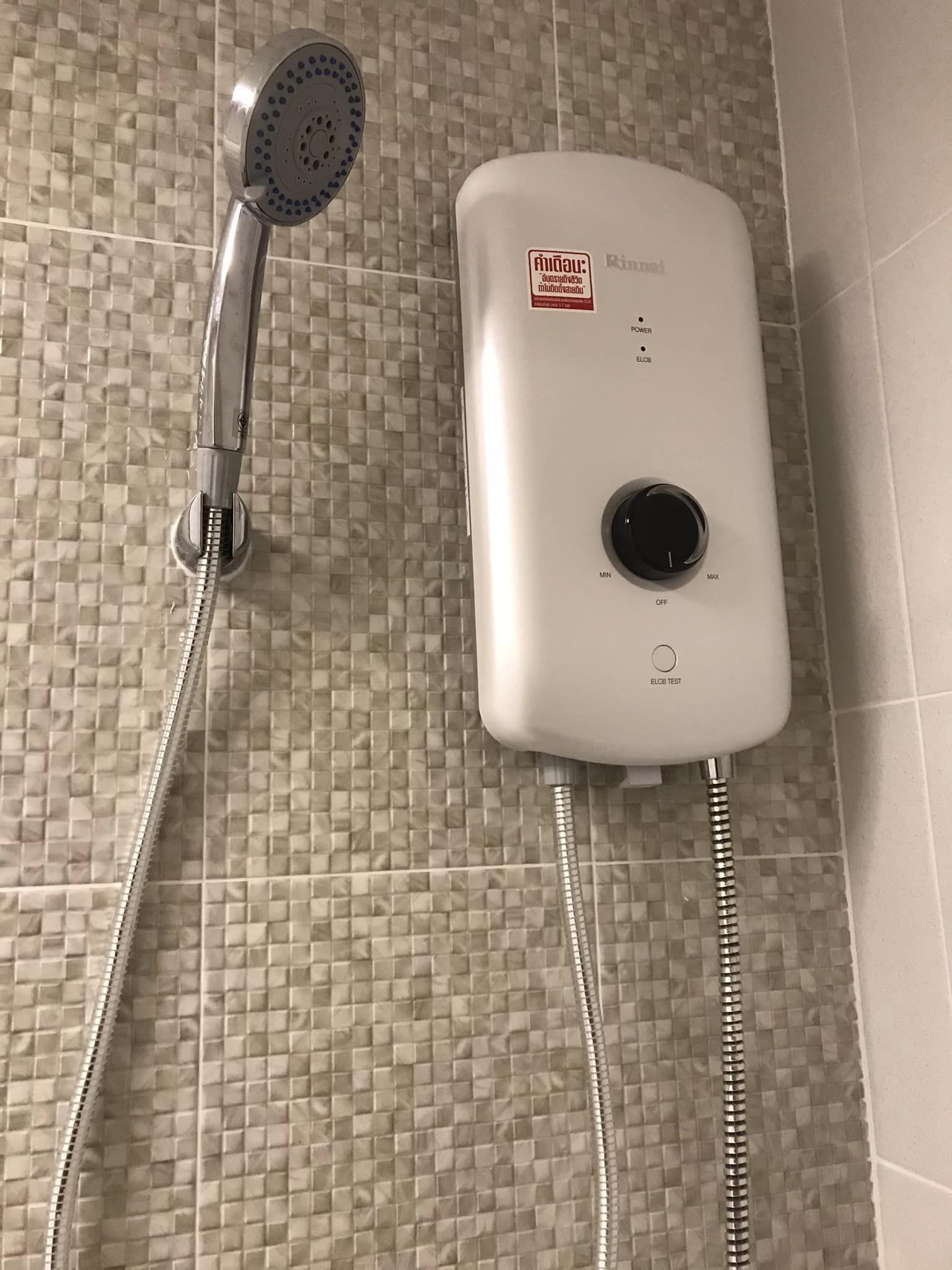 ปล่อยเช่าคอนโด Plum Condo Chokchai 4 (พลัม คอนโด โชคชัย 4) - เฟอร์เครื่องใช้ไฟฟ้าครบครั้น - การเดินทาง: รถไฟฟ้าสายสีเหลือง MRT โชคชัย4