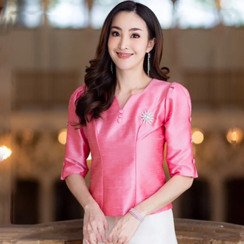 kudapy เสื้อผ้าไหม เขียวมรต บานเย็น ชมพูกลีบบัว แขน 4 ส่วนแต่งกระดุมด้านข้าง เอวปล่อย ชุดไทยประยุกต์