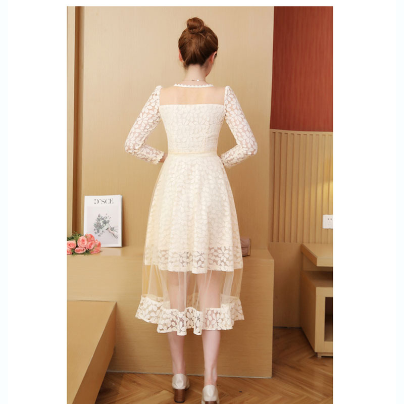 kudapy เดรสสั้นสีครีม ผ้าลูกไม้แขนยาว กระโปรงทรงเอบานซ้อนทับผ้าโปร่งด้านนอกถอดออกได้