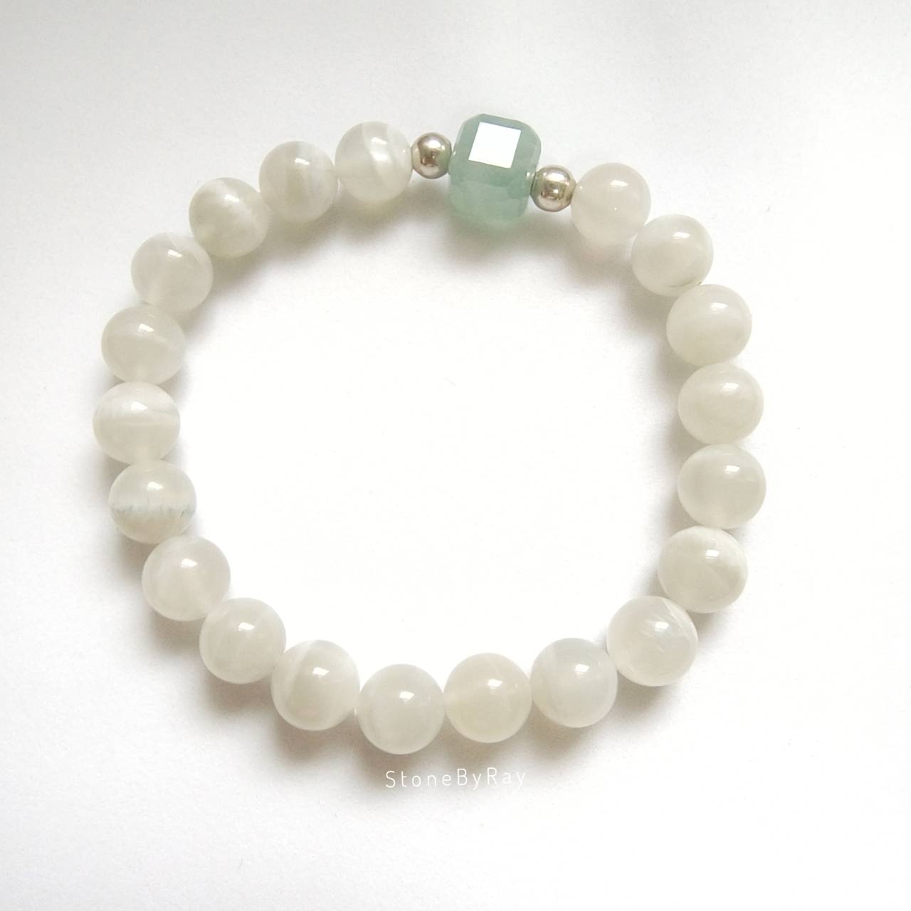 สร้อยข้อมือหินมูนสโตนกับอความารีน Moonstone+Aquamarine