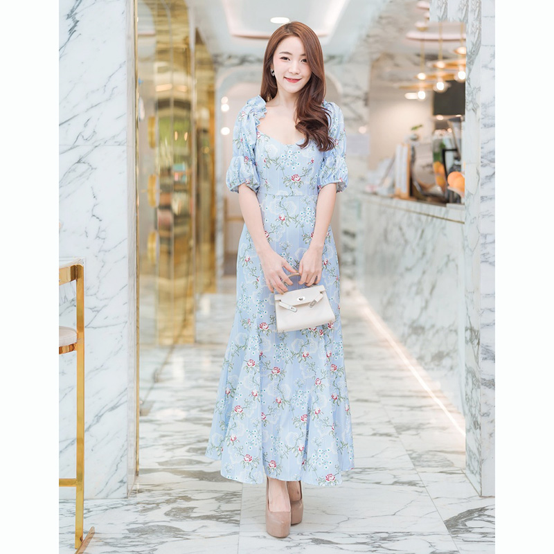 kudapy เดรสยาวสีฟ้า คอกว้างแขนตุ๊กตาสวยใส่สบายดูดี