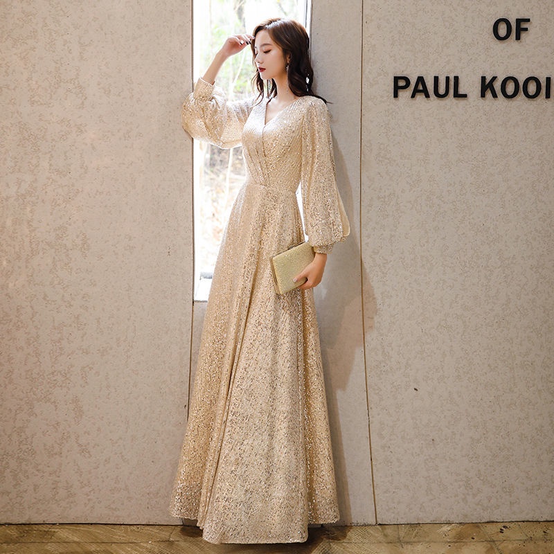 kudapy (พรีออเดอร์ 7-30 วัน) ชุดราตรีไปงาน ชุดราตรียาวสีครีมทองปักเลื่อมทั้งชุด คอวี แขนยาวทรงตุ้กตาจั้มปลาย กระโปรงบานทิ้งตัวทรงสวย งานมีซับใน ซิบหลังอย่างดี