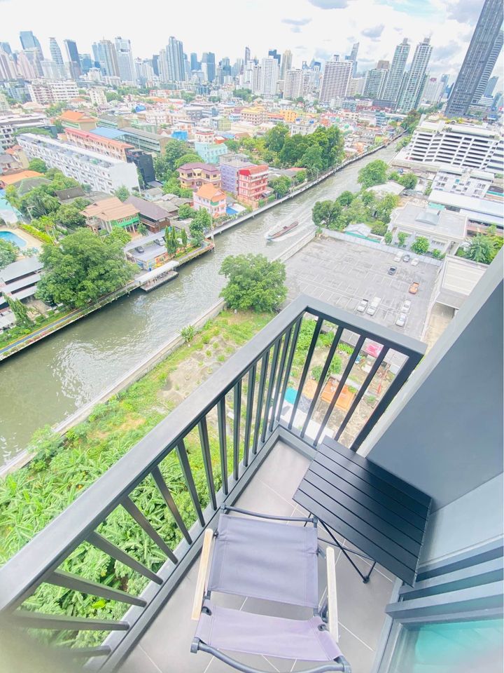 ปล่อยเช่าคอนโด เดอะ เบส เพชรบุรี - ทองหล่อ (THE BASE Phetchaburi - Thonglor) - 1ห้องนอน 1ห้องน้ำ 1ห้องนั่งเล่น - ใกล้ MRT เพชรบุรี BTS ทองหล่อ - ขนาดห้อง 33.5 ตรม. ชั้น 12