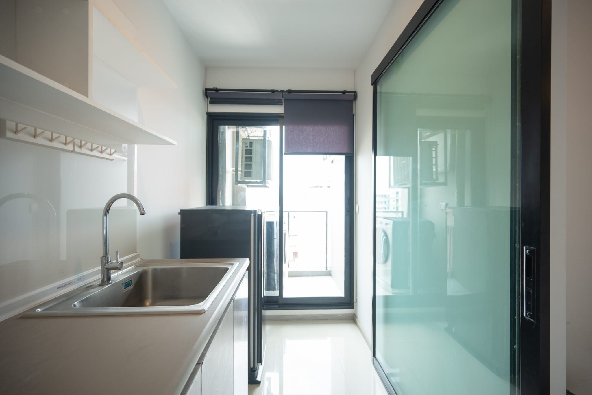 ปล่อยเช่าคอนโด Aspire Asoke - Ratchada (แอสปาย อโศก - รัชดา) รัชดาซอย3 - 1ห้องนอน 1ห้องน้ำ 1ห้องนั่งเล่น 1ห้องครัว - ใกล้ MRT พระราม 9 - ขนาดห้อง 30 ตรม. ชั้น 5 ตึก B