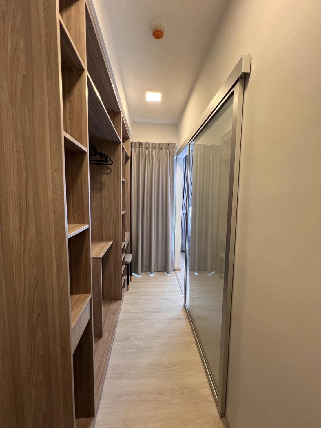 ปล่อยเช่าคอนโด Plum Condo Sukhumvit 62 (พลัม คอนโด สุขุมวิท 62) - เฟอร์เครื่องใช้ไฟฟ้าครบครั้น - ใกล้ BTSบางจาก