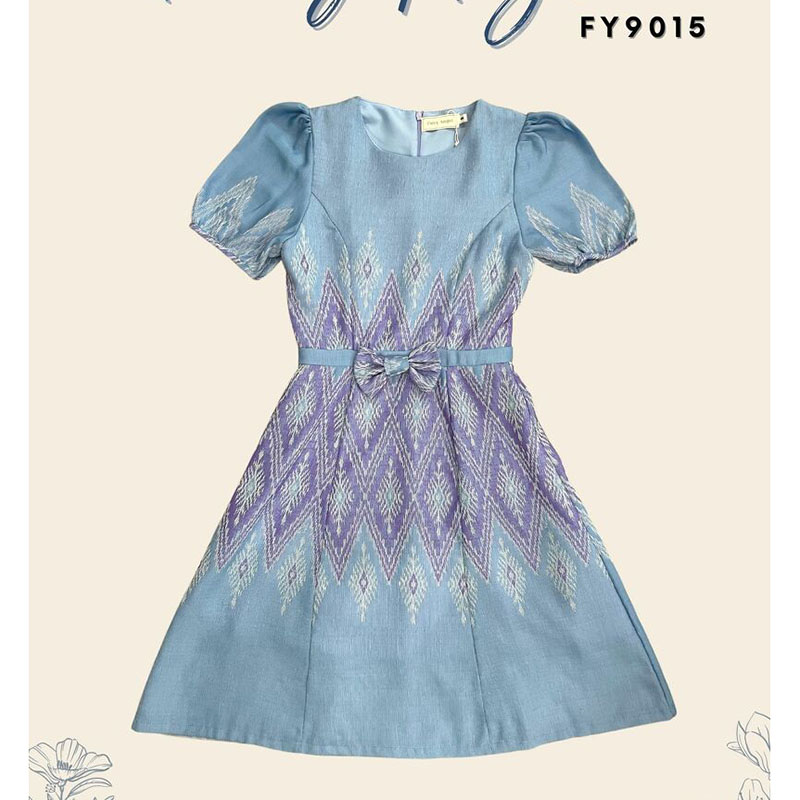 kudapy เดรสสั้นสีฟ้า/สีส้ม ผ้าทอทรงบ้านโบว์หน้า ลายไทย ใส่ออกงาน สวยดูดี