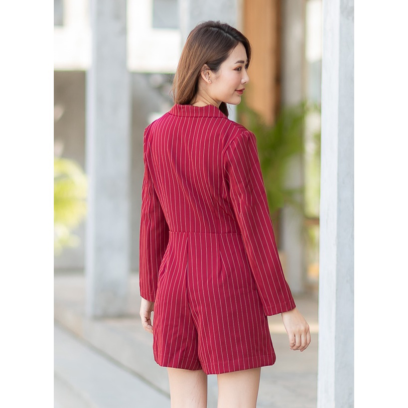 kudapy จั๊มสูทขาสั้นสีดำ สีแดง ผ้าคอตต้อนนาโน ลายทาง ช่วยพรางหุ่น ใส่แล้วดูผอม ดีไซน์ทรงสูท กระดุมจริงด้านหน้า