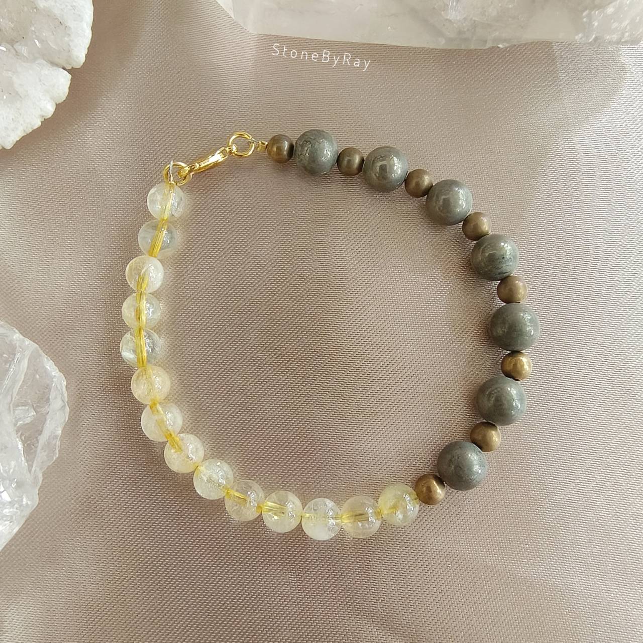 สร้อยข้อมือหินซิทรินกับไพไรต์ Citrine+Pyrite