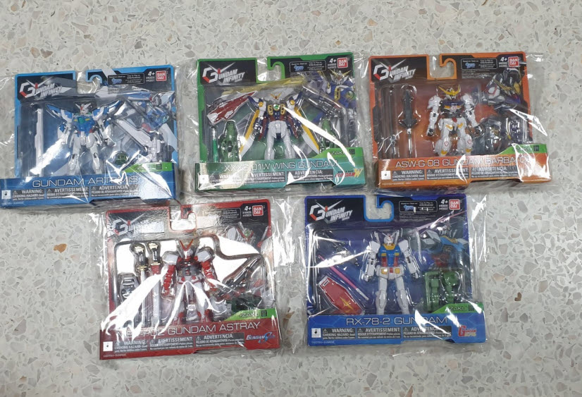 045557406011 gundam 4.5inch build artemis&rx-78-2 &wing&astray red &barbatos(Free Zaku )Set of 6 ได้ 6แบบครับ