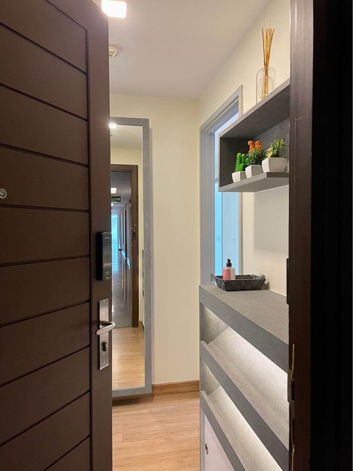 ปล่อยเช่าคอนโด Thru Thonglor (ทรู ทองหล่อ) - 2ห้องนอน 2ห้องน้ำ 1ห้องนั่งเล่น - ใกล้ MRT เพชรบุรี BTS ทองหล่อ - ขนาดห้อง 62 ตรม. ชั้น 24