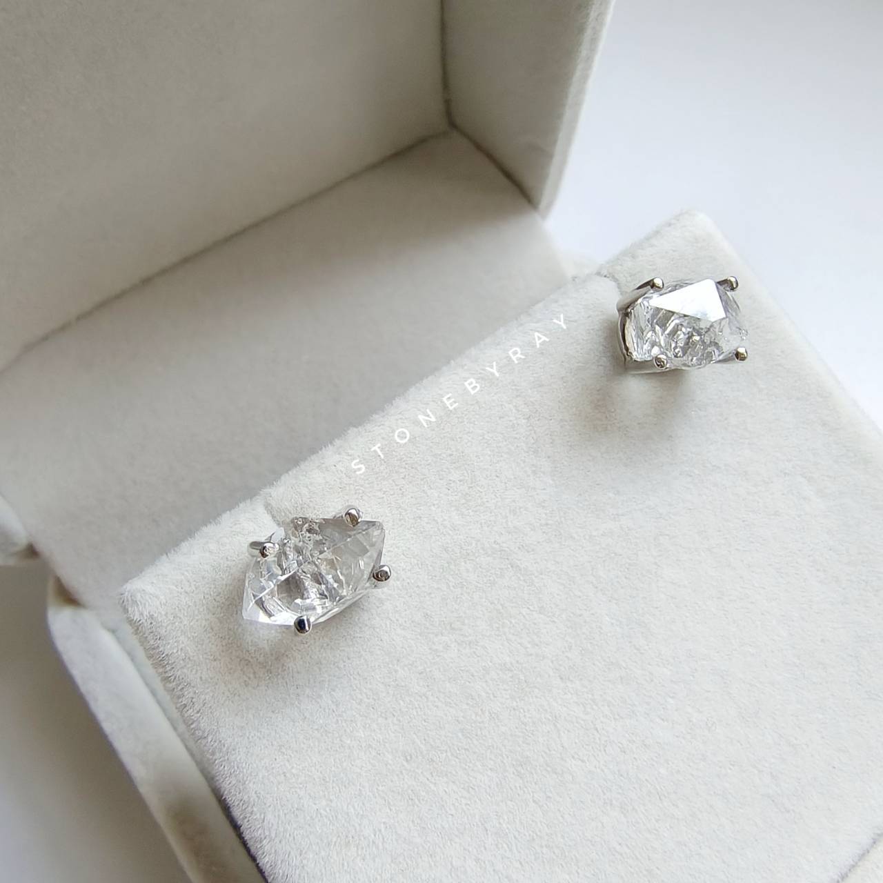 ต่างหูเงินหินเฮอร์คิเมอร์ไดม่อน Herkimer Diamond