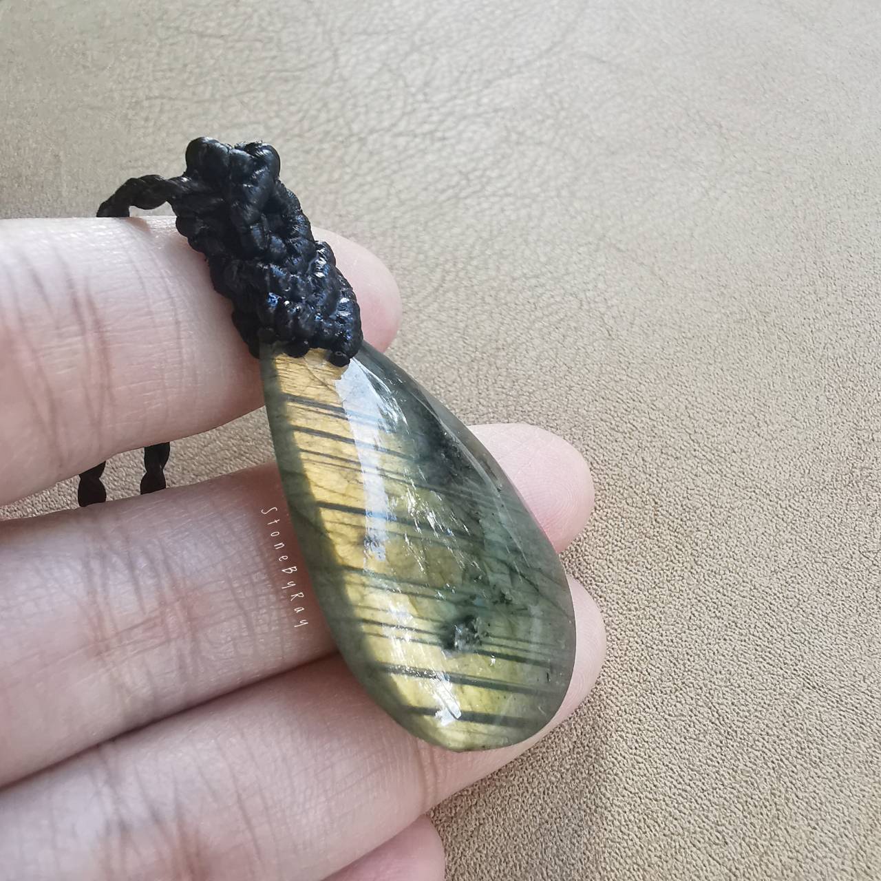 สร้อยคอเชือกจี้หินลาบราโดไลท์ Labradorite