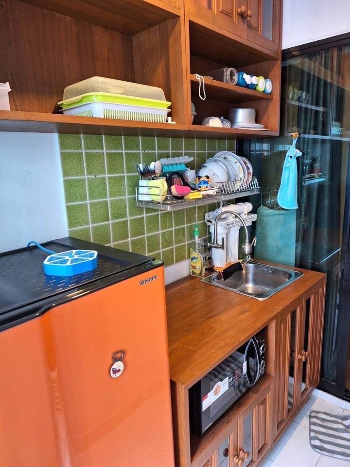 ปล่อยเช่าคอนโด รีเจ้นท์ โฮม 18 แจ้งวัฒนะ-หลักสี่ (Regent home 18 changwattana-laksi) - 1ห้องนอน 1ห้องน้ำ 1ห้องนั่งเล่น 1ห้องครัว - ใกล้ BTS วัดพระศรี - ขนาดห้อง 30 ตรม. ชั้น 8 ตึก E