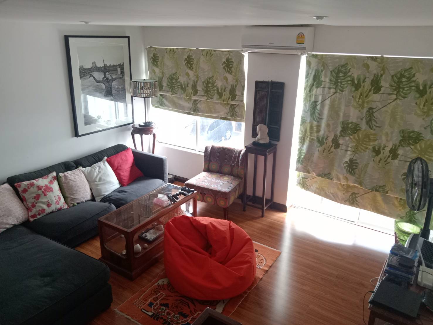 ปล่อยเช่าหมู่บ้าน Leo Classic Place (ลีโอคลาสสิค เพลส) สุขุมวิท 49และ39 - ทาวโฮม 3 ชั้น 3ห้องนอน 4ห้องน้ำ - 1ห้องเอนกประสงค์ (ดาดฟ้า) 1ห้องแม่บ้าน 1ห้องเก็บของ - ใกล้ BTS พร้อมพงษ์ - ขนาดห้อง 336 ตรม. ( 28 ตรว)