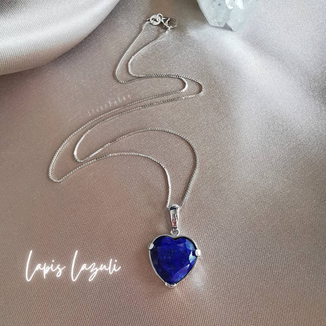 สร้อยคอเงินจี้หินลาพิสลาซูลีทรงหัวใจ Lapis Lazuli