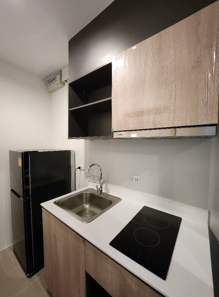 ห้องสวยๆมาแล้ว The Base Phetkasem (เดอะ เบส เพชรเกษม) ให้เช่าห้องน่าอยู่เฟอร์ครบ สอบถามแอด Line ID : Smile-easy