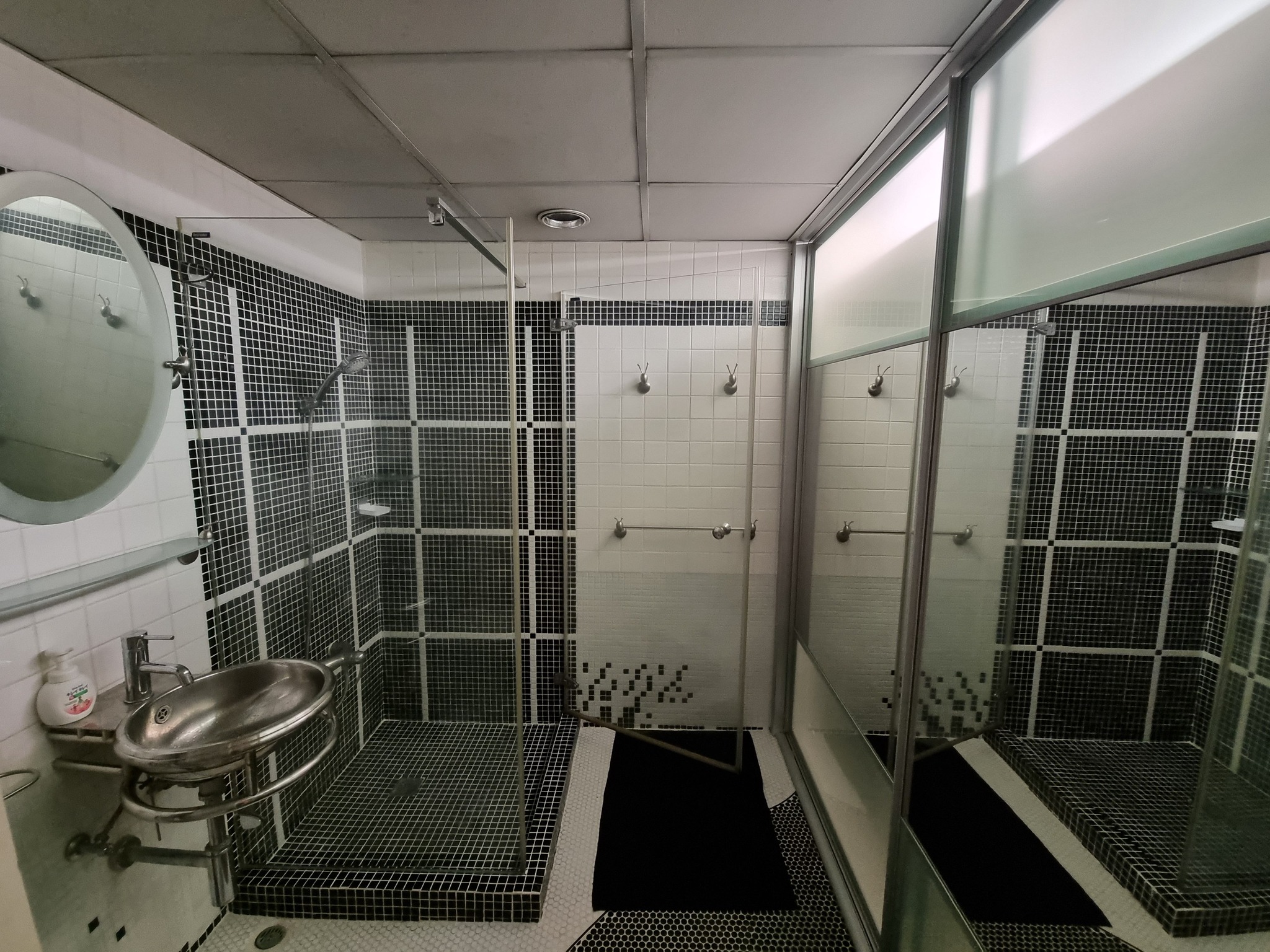 ให้เช่าคอนโด Supalai Park Phaholyothin (ศุภาลัย ปาร์ค พหลโยธิน) - โซนพื้นที่ BTS พหลโยธิน 24 - แบบห้อง 1ห้องนอน 1ห้องน้ำ - ขนาดห้อง 60 ตรม. ชั้น 2