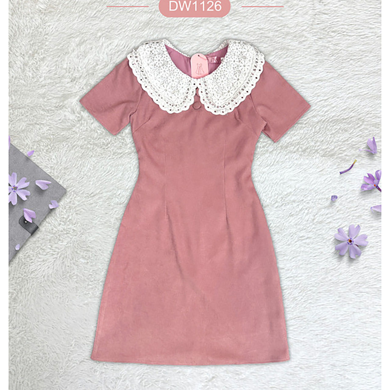 kudapy เดรสสั้นสีชมพู/สีกรม สีพื้นแต่งปกลูกไม้ คอบัวผ้าลูกไม้ แขนสั้น ผ้าใส่สบาย