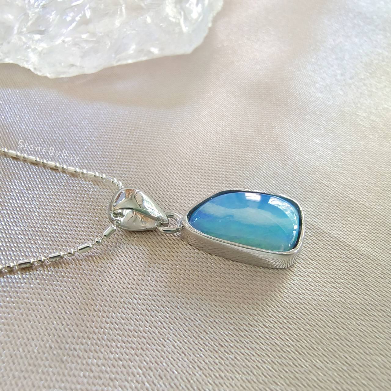 สร้อยคอเงินจี้พลอยโอปอล Opal