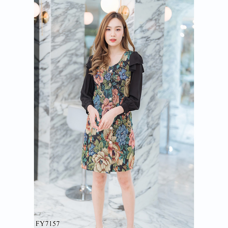 kudapy เดรสสั้นคอวีสีครีม/สีดำ/สีชมพู ลายดอกไม้แขนยาวสีพื้น สวยใส่สบายน่ารักมากๆ