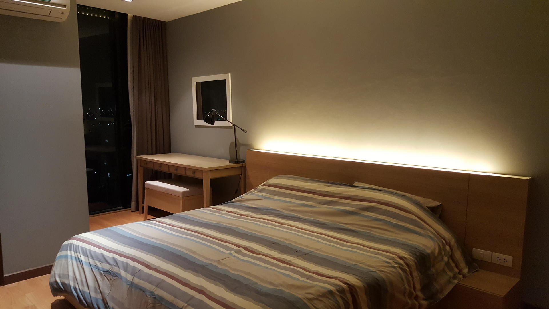 The Alcove Thonglor 10 (ดิ แอลโคฟ ทองหล่อ 10) ให้เช่าห้องใหญ่ตกแต่งพร้อมอยู่