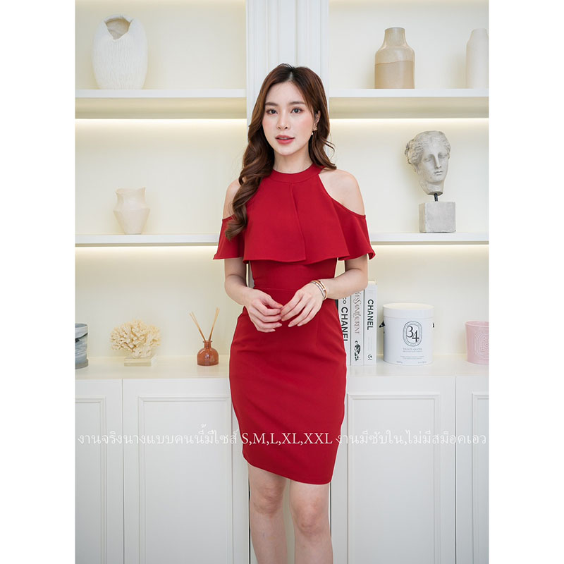 kudapy เดรสสั้นสีไวน์แดง/สีชมพูกลีบบัว/สีฟ้า/สีชมพูอ่อน เว้าไหล่ระบายผ้าบาบี้