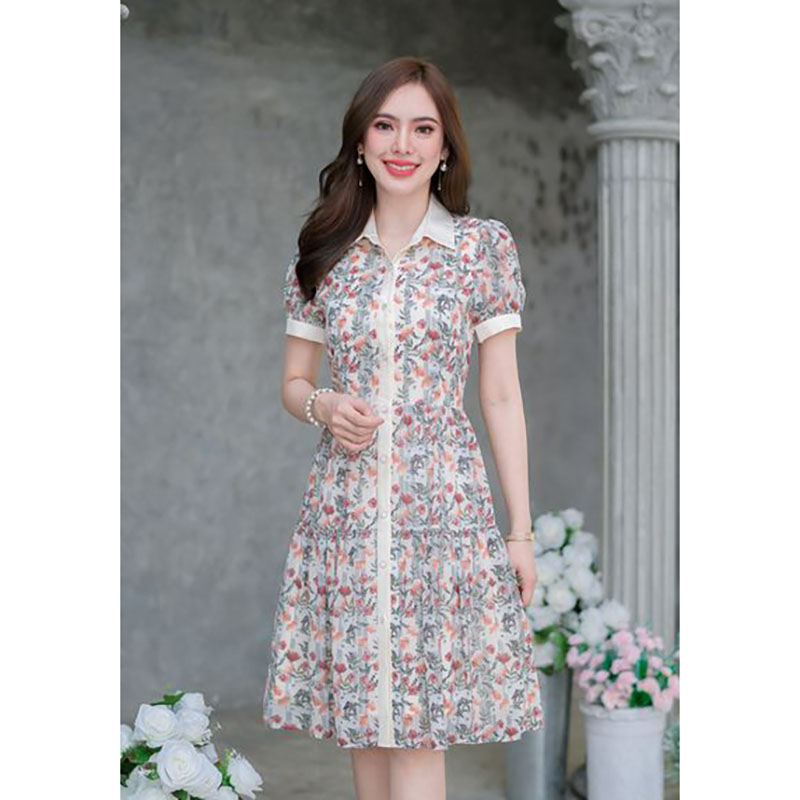 kudapy เดรสสั้นสีโทนครีม/สีโทนดำเทา คอปกกระดุมหน้า ผ้าชีฟองลายดอกสวยเก๋ ชุดเปิดกระดุมด้านหน้า ใช้ซับในอย่างดี