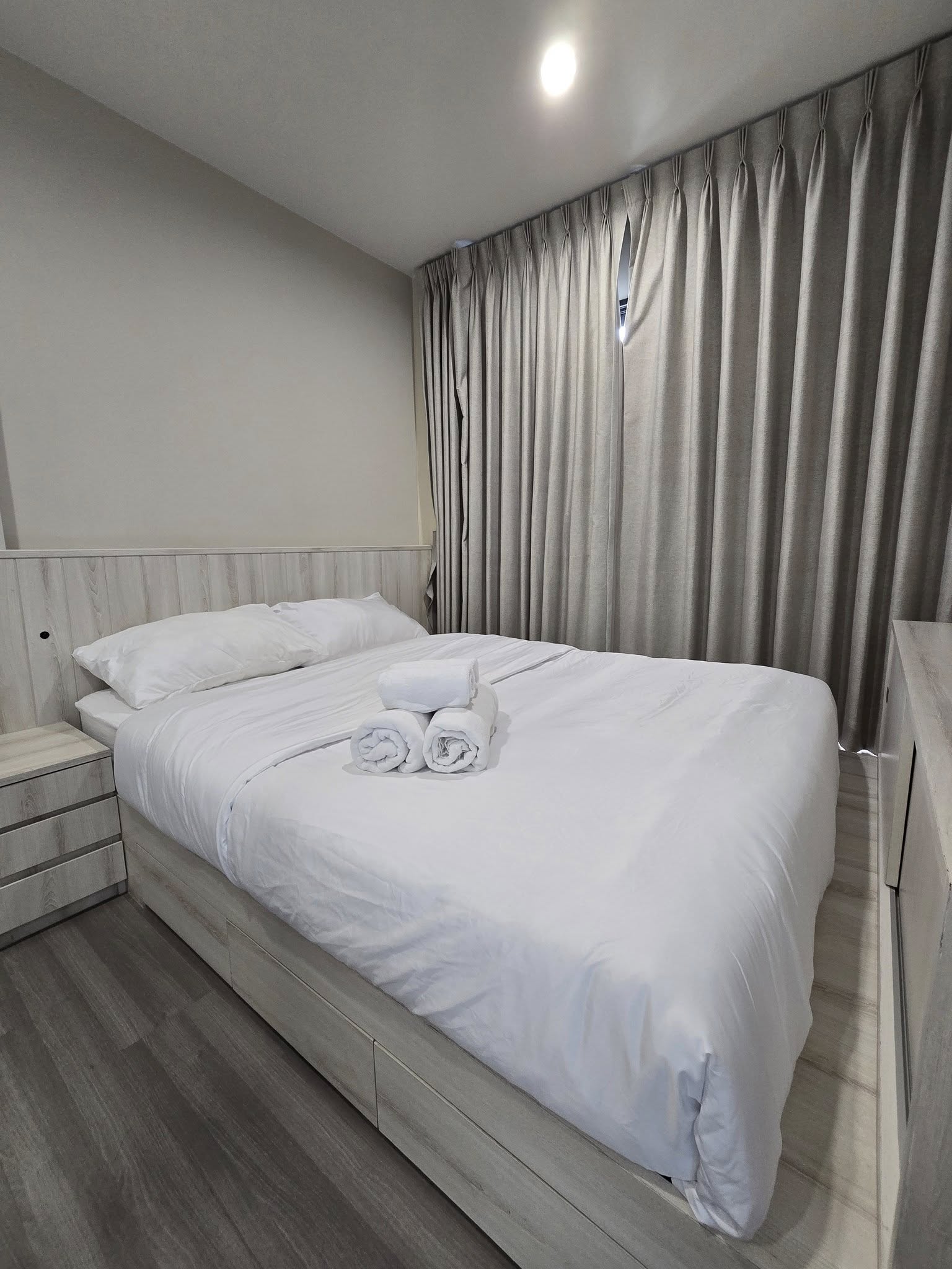 ให้เช่าห้องแบบ 2ห้องนอน 1ห้องน้ำ โซนพื้นที่ MRT บางยี่ขัน คอนโด The Parkland Charan-Pinklao (เดอะ พาร์คแลนด์ จรัญฯ-ปิ่นเกล้า) High Rise ขนาดห้อง 47.5 ตรม. ชั้น 15