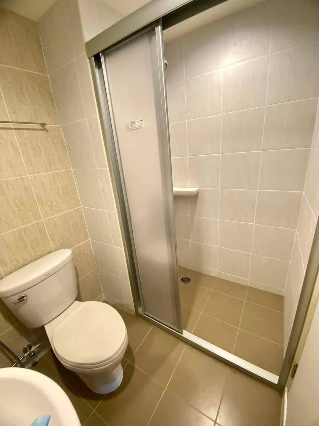 ปล่อยเช่า Lumpini Park Phetkasem 98 : ลุมพินี พาร์ค เพชรเกษม 98 - โซนพื้นที่ MRT หลักสอง 1ห้องนอน 1ห้องน้ำ - ขนาดห้อง 26 ตรม. ชั้น 11 ตึก B - ให้เช่า 8,000 ต่อเดือน