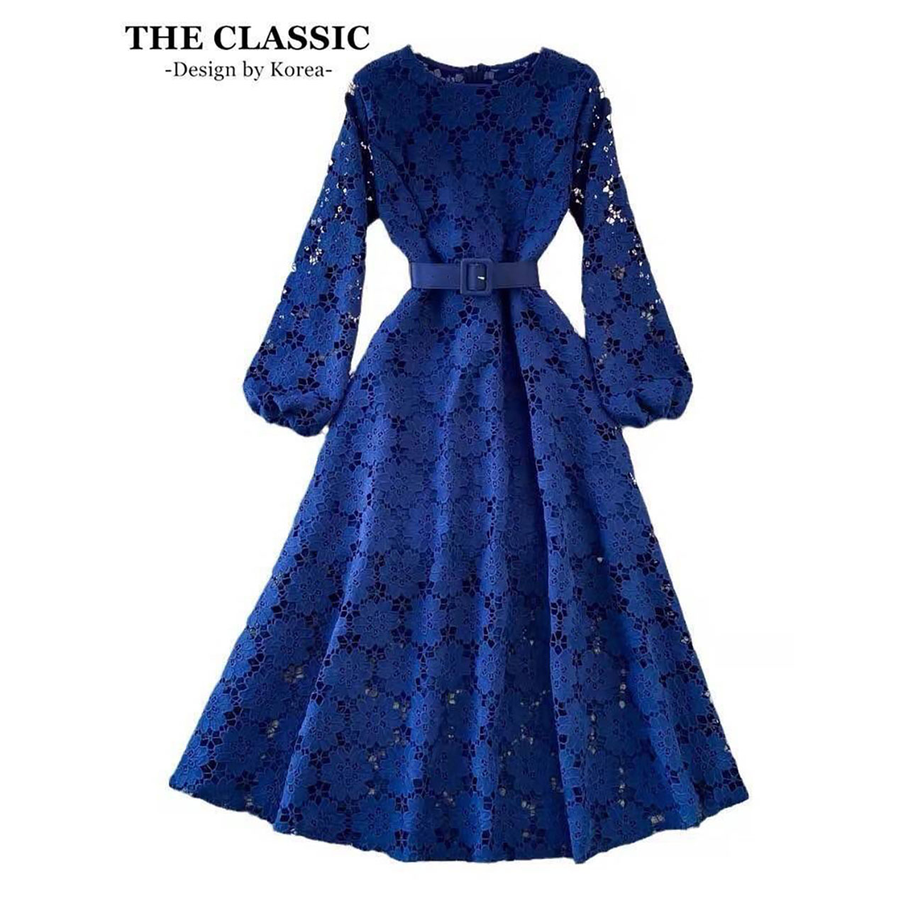 kudapy ดรสลูกไม้แขนยาว+เข็มขัด ใช้ผ้าลูกไม้ ขึ้นลายดอกไม้ลายชัดแน่นสวย ซิปยาวซ่อนด้านหลัง ช่วงล่างยาวบานพริ้วสวยใช้ผ้าเยอะ