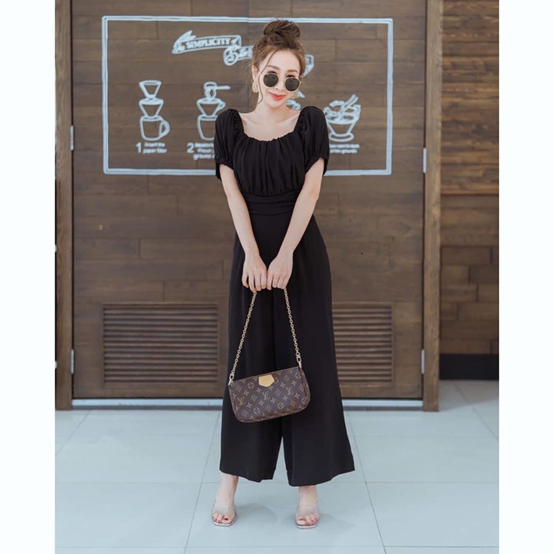 kudapy จั๊มสูทขายาวสีกากี/สีดำ ทรงสวย แต่งเปิดไหล่ แขนตุ๊กตา กระเป๋าข้าง ผ้าเนื้อดี