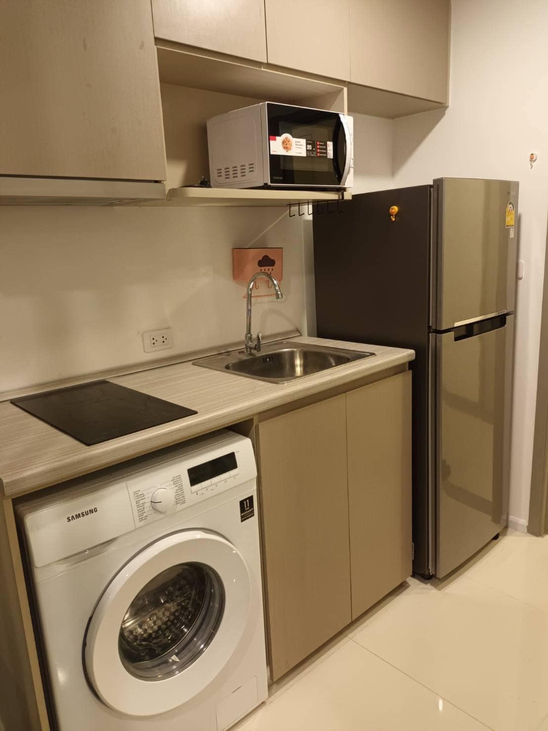 ให้เช่าคอนโด ดิ ออริจิ้น ราม 209 อินเตอร์เชนจ์ (The Origin Ram 209 Interchange) - ตกแต่งเฟอร์ครบห้องน่าอยู่มีเครื่องซักผ้า