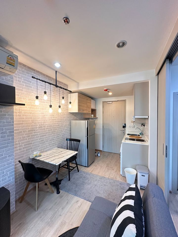 ให้เช่าคอนโด IDEO Q Chula - Samyan (ไอดีโอ คิว จุฬา - สามย่าน) - ตกแต่งเฟอร์ครบห้องสวยน่าอยู่มีเครื่องซักผ้า - การเดินทาง: MRT สามย่าน