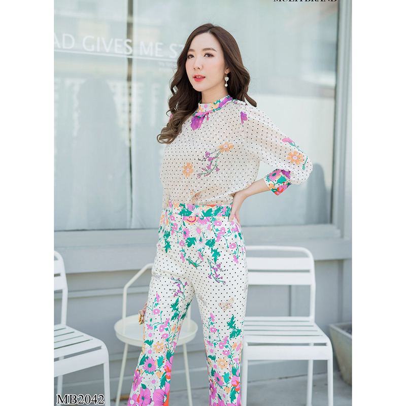 kudapy เซทสีขาว คอปีน+กางเกงขายาวลายจุดดอกไม้ สวยดูดี