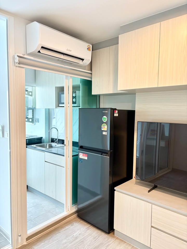 ให้เช่าคอนโด Regent home bangna (รีเจ้นท์ โฮม บางนา) High Rise โซนพื้นที่ BTS บางนา ห้องแบบ 1ห้องนอน 1ห้องน้ำ โซนครัวปิด ขนาดห้อง 28 ตรม. ชั้น ตึก B