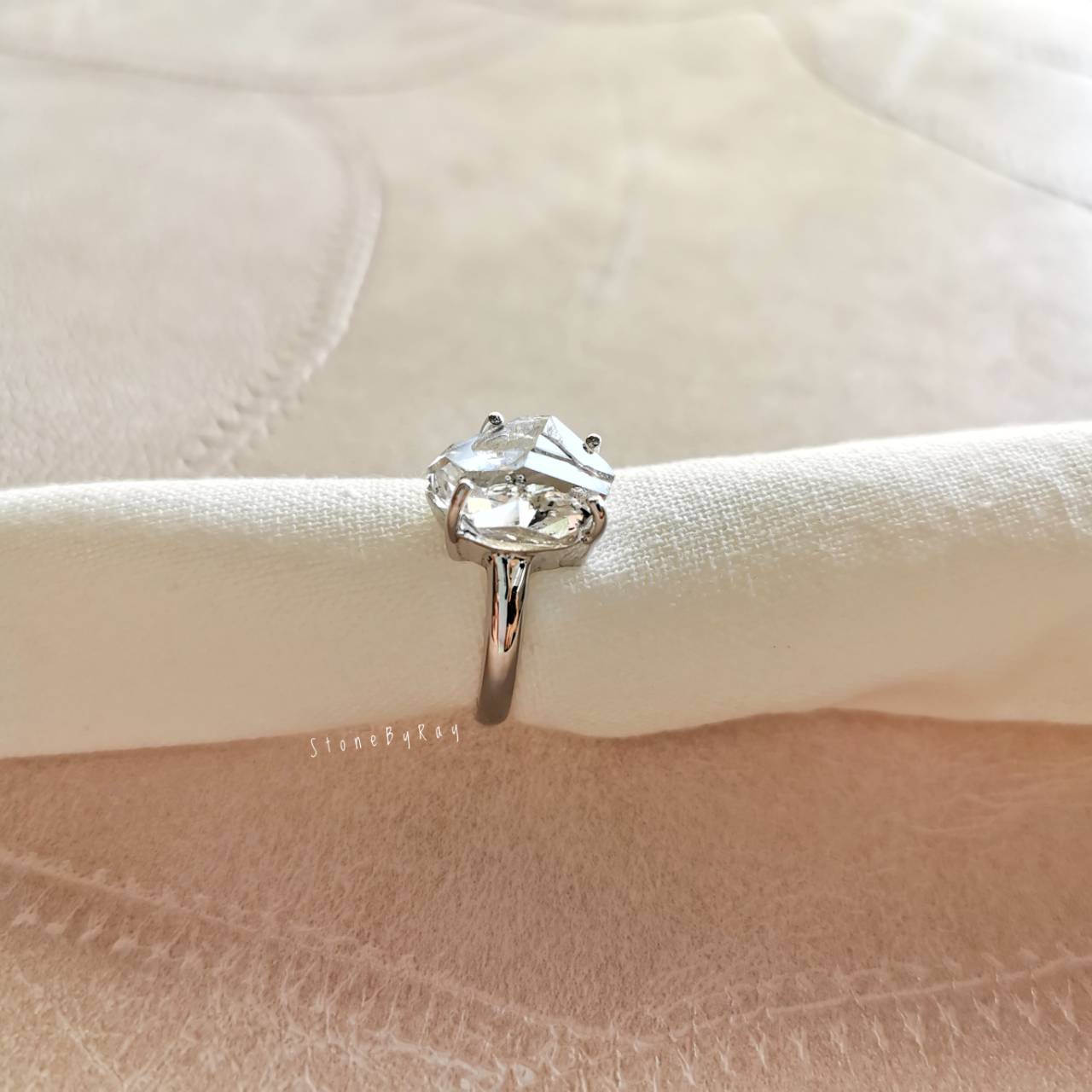แหวนเงินหินเฮอร์คิเมอร์ไดม่อน Herkimer Diamond