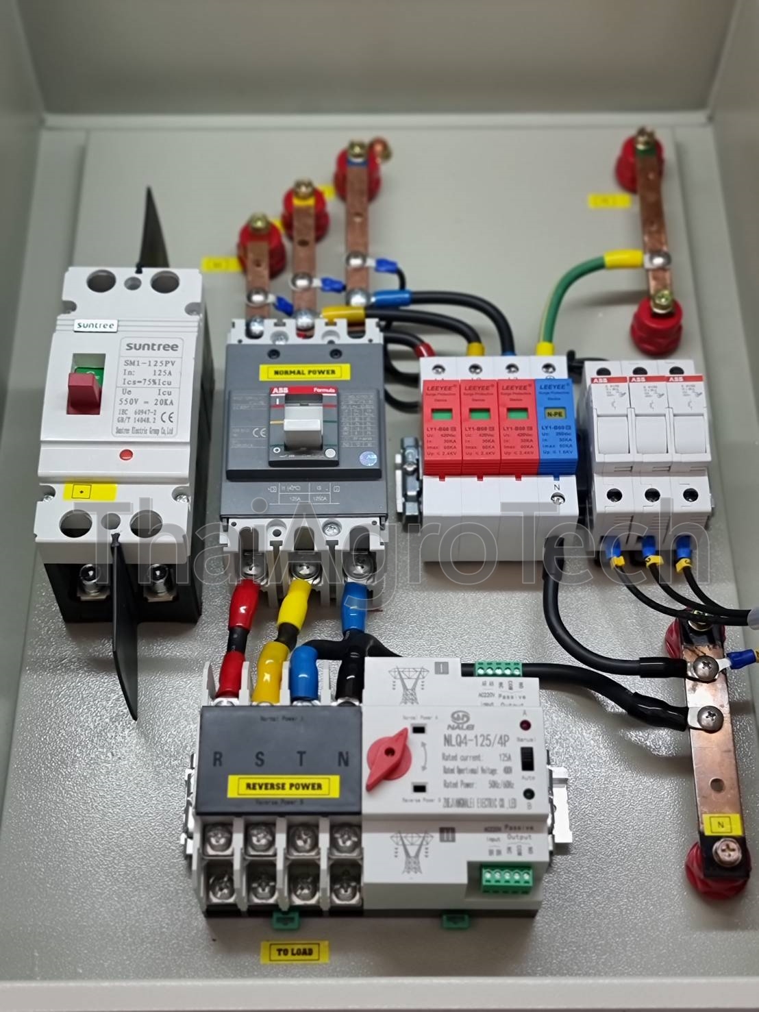 ตู้ AC-DC Switch Box สำหรับระบบโซล่าเซลล์แบบ Hybrid Off-Grid ขนาด 20-40Kw MCCB , DC HV ATS 125A (3Phase)