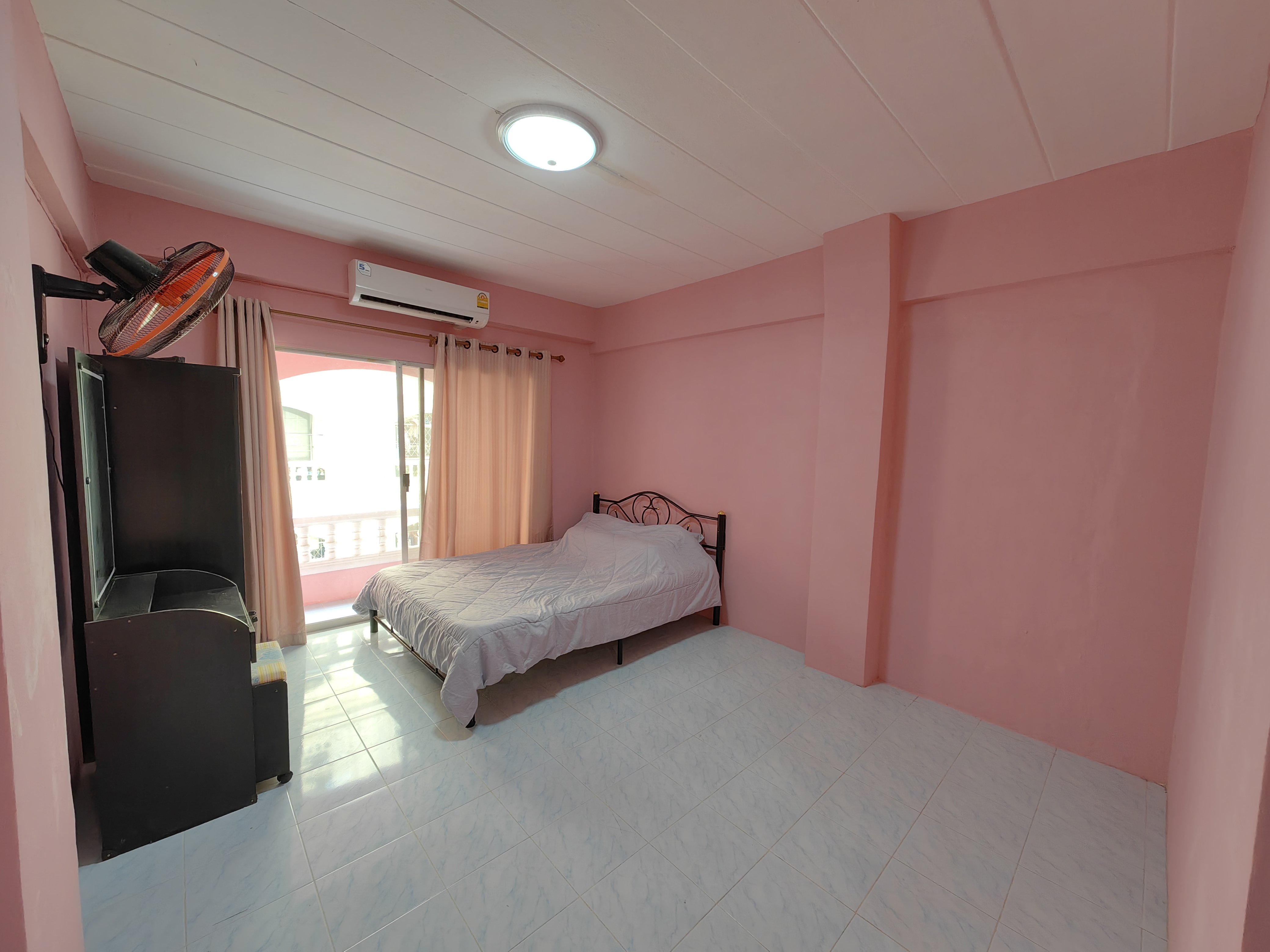Nirun Residence 4Floor 25 sqm. Mega Bangna Ramkamheang2 Gemopolis 0909897810